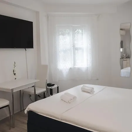 Apartman Marinis *